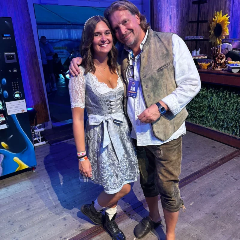 Marc und Pauline Lersch im Oktoberfest Outfit